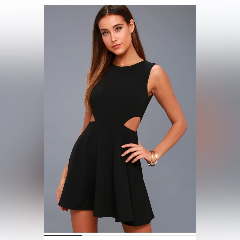 Lulu's Toast to You Black Cutout Skater Dress EUC M